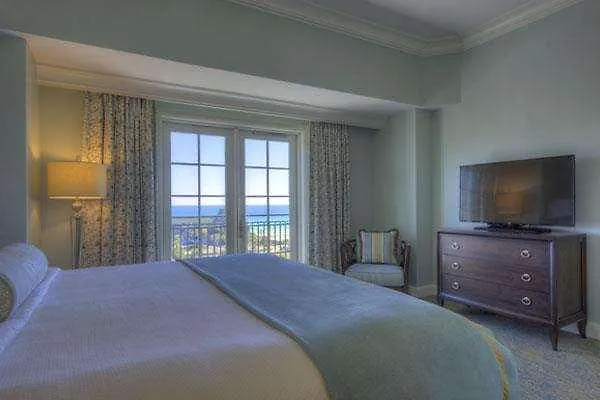 דסטין Henderson Beach Resort